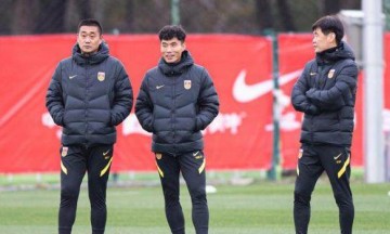 开运在线赛事平台-国足明日对抗赛后定东征名单 郑智以何身份参赛？