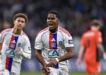 六台：安切洛蒂计划在接下来的两场友谊赛中征召恩德里克