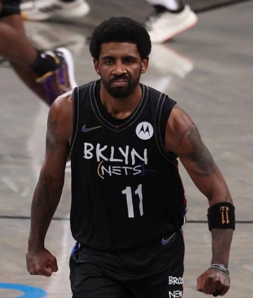 开运体育官方网站-背靠背第二战砍下40+7 哈登伤退篮网还有欧神仙