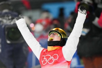 开运体育手机APP下载-空中技巧“王牌之师”再闪耀 齐广璞用难度拼下金牌