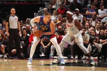 开运在线赛事平台-Skip：东契奇&amp;库里等人拿83分我都接受 但场均18分的阿德巴约不行