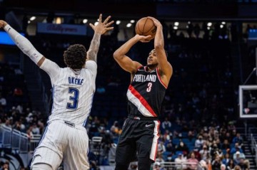 奶爸CJ时隔1个半月复出 开拓者5战4胜悄悄爬升